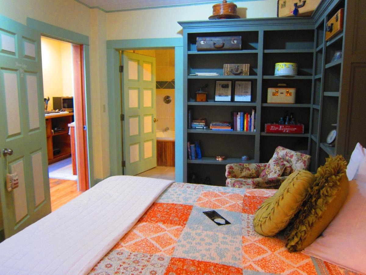 Clementine'S Guest House & Vacation Rentals Astoria Exterior foto