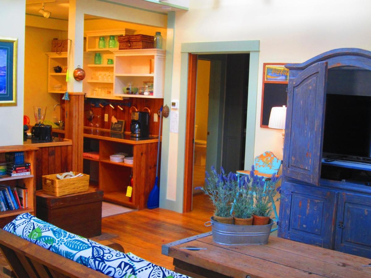 Clementine'S Guest House & Vacation Rentals Astoria Exterior foto