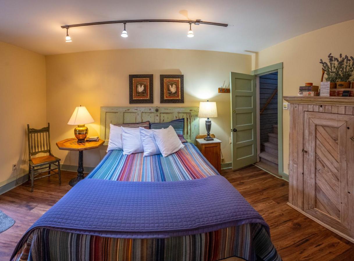 Clementine'S Guest House & Vacation Rentals Astoria Exterior foto