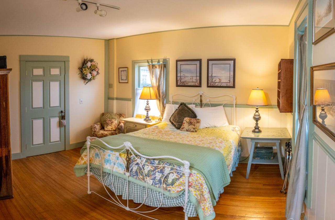 Clementine'S Guest House & Vacation Rentals Astoria Exterior foto