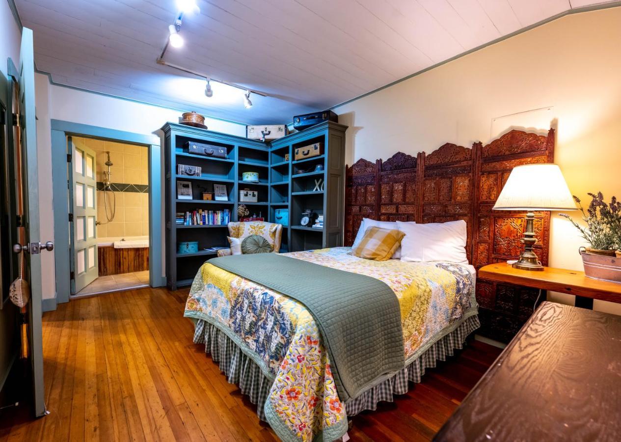 Clementine'S Guest House & Vacation Rentals Astoria Exterior foto